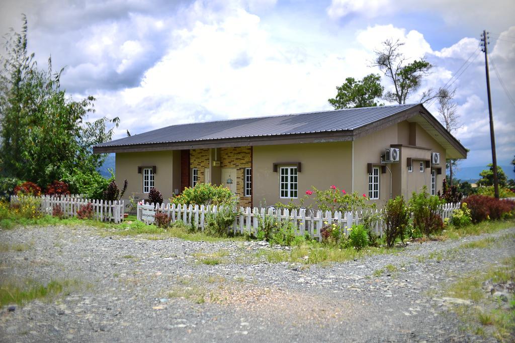 Sabah Tea Garden Villa Ranau Bagian luar foto